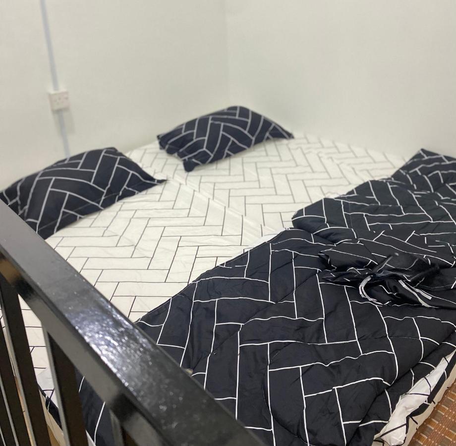 Cik Misi Homestay Sik Esterno foto